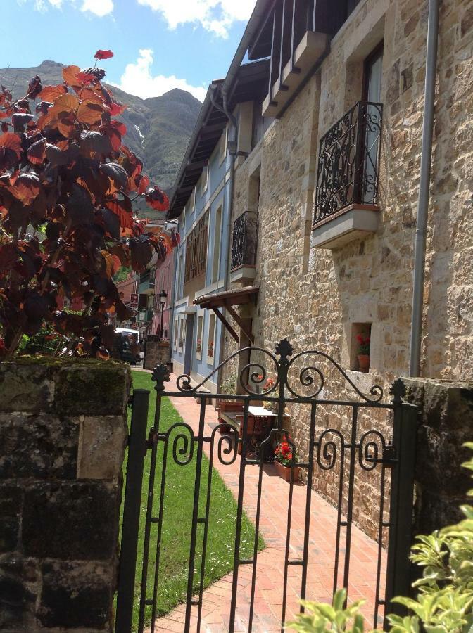 Apartamento Casa de la Tila Arenas De Cabrales Exterior foto